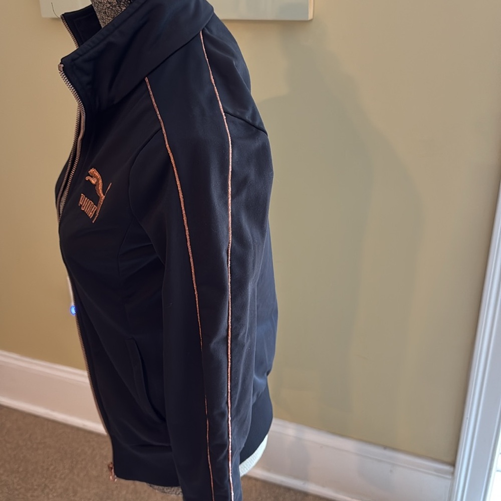 Jacket - Picture 3 of 4